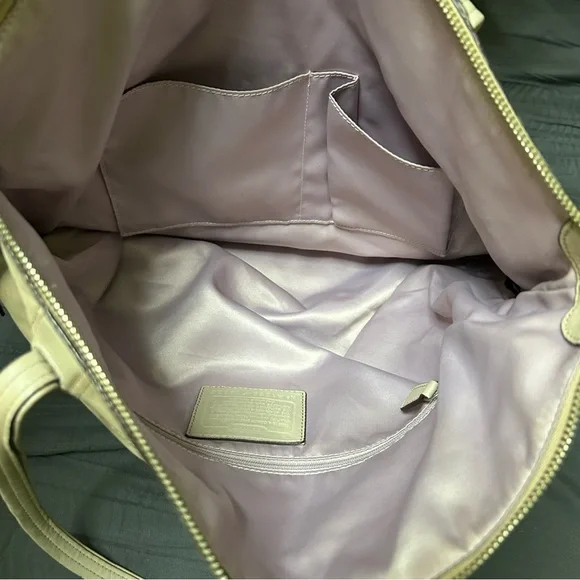 Coach Laura Signature Taupe Leather Tote Shoulder Bag Travel Casual Everyday Bag - Picture 10 of 16